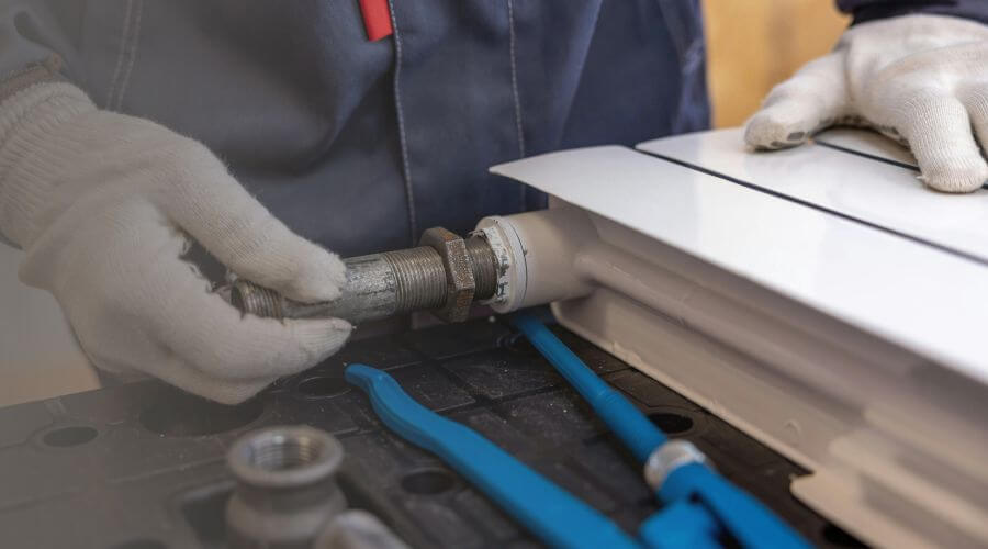 Expert burst pipe repair services in Mason, TN
